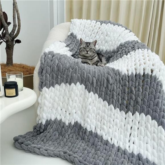 Chenille Chunky Knit Blanket Throw （40×50 Inch）, Handmade Warm & Cozy Blanket - Picture 6 of 7